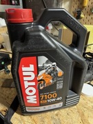 Olej Motul syntetyczny 7100 10W-40 4l