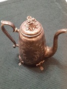 Ozdobny dzbanekplaterowy