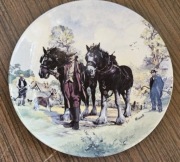 WEDGWOOD Talerz ozdobny porcelanowy w pudełku Certyfikat wieś koń konie