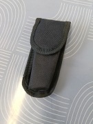 Nożyk turystyczny z futerałem