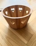 Drewniane pudełko koszyk serduszka 