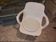 Krzesło biurowe obrotowe z poduszka Krzesło biurowe obrotowe z poduszka