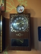 Zegar metron chodzi nie bije