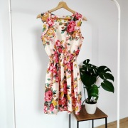 Sukienka 40 L w kwiaty floral kwiatki kwiatowa zwiewna