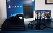 PlayStation 4 Pro 1tb + pad + 4 gry