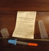 Kolekcjonerski przedmiot z serii Domowa Apteka PRL-Zakraplacz 1979r 
