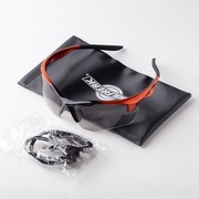 Okulary sportowe ochronne przyciemniane szare