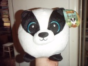 NOWA, maskotka z Biedronki BORSUK