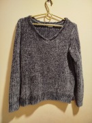 Milutki sweterek rozmiar 36/38