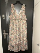 Monki sukienka modny wzór kwiaty floral wyjściowa hit blog roz.40