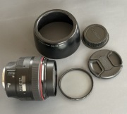 Canon EF 85mm f/1.2L II USM