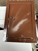 Drzwiczki rewizyjne metalowe 15x20