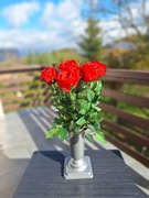 Bukiet z czerwonych róż, Bukiet na cmentarz