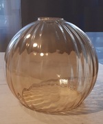 Elegancki bursztynowy klosz szklany 20 cm