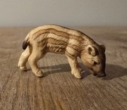 Schleich młody dzik warchlak jedzący figurka model wycofany