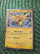 Pokemon tcg Zapdos cosmic holo galaxy shine
