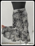 WE Women czarna spódnica na gumce z podszewką 40 L