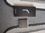 Samsung Galaxy Z Flip6