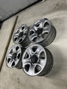 Felgi stalowe 5x114.3 16 (suzuki grand vitara II)