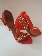 Buty koralowe na szpilce ze zdobieniem ,KAZAR