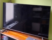 Telewizor SAMSUNG QLED 50" QE50Q67TAU uszkodzony