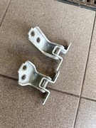 Zawiasy drzwi przednich Suzuki Swift 2017