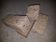 Brykiet z makulatury i trocin, opał 