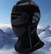 Kominiarka termiczną narciarska