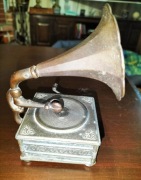 PATEFON miniaturka model. rzeźba UNIKAT!!!