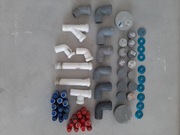 Kolanka kanalizacyjne fi 50, fi 40, zaślepki, korki 1/2 cala, rozetki