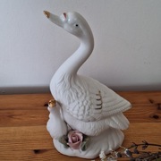 Figurka gąska z porcelany 