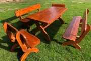 Drewniane meble ogrodowe - stół z 4 ławkami