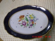 Wielki półmisek miśnieńskiej porcelany.