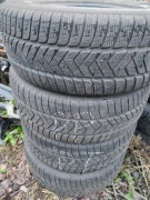 Komplet  opon zimowych 225/60/R 18 108 H sztuk 4