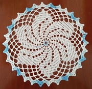 Serwetka, ręczna robota, szydełkowa 21 cm x 21 cm