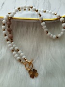 Naszyjnik z agatu białego i kamienia słonecznego. 