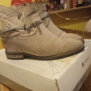 Carinii - botki rozm 38