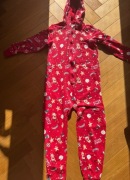 Kappahl 146/152 czerwona piżama pajac kombinezon świąteczna 