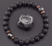 Bransoletka męska z kamieni naturalnych lawa wulkaniczna, labradoryt