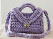 Elegancka torebka listonoszka