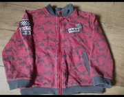Czerwona bluza na suwak, trochę grubsza, ciepła, kieszenie 98 104 110
