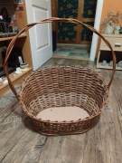 Duży wiklinowy kosz z rączką koszyk wystawowy 60cm okazja