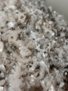 Duży , naturalny piryt, halkopiryt na dolomicie