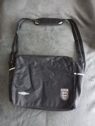 Torba na ramię A4 Umbro England Anglia czarna kieszenie na rzep Nowa piłka