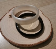 Dwie sztywne bransoletki kółka vintage PRL plastik 