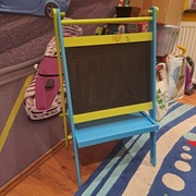 Tablica kredowa dla małego dziecka