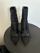 Czarne botki z kokardą