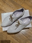 Solo femme półbuty ze skóry