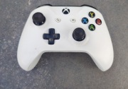 Pad Xbox One model 1708