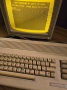 Commodore C64 z zasilaczem  